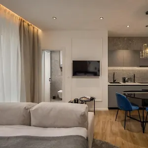 Bella , Rijeka Croatia
